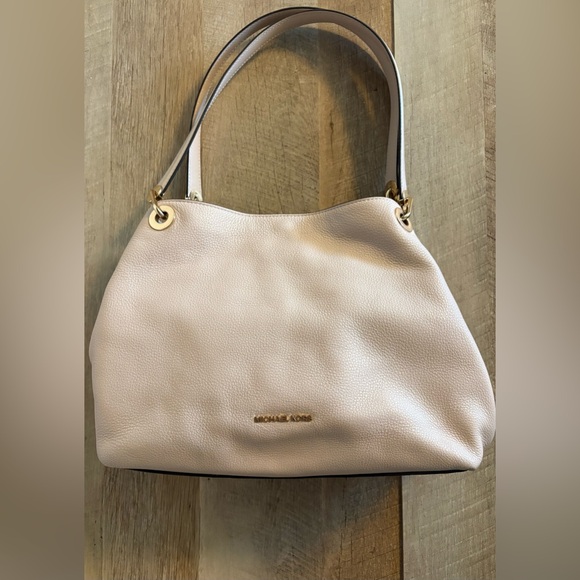 Michael Kors Soft Pink Raven Shoulder Bag - Picture 1 of 8